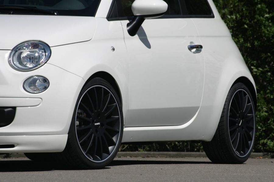  Fiat 500 by Novitec Rosso 2008 года  (фото 18 из 21)